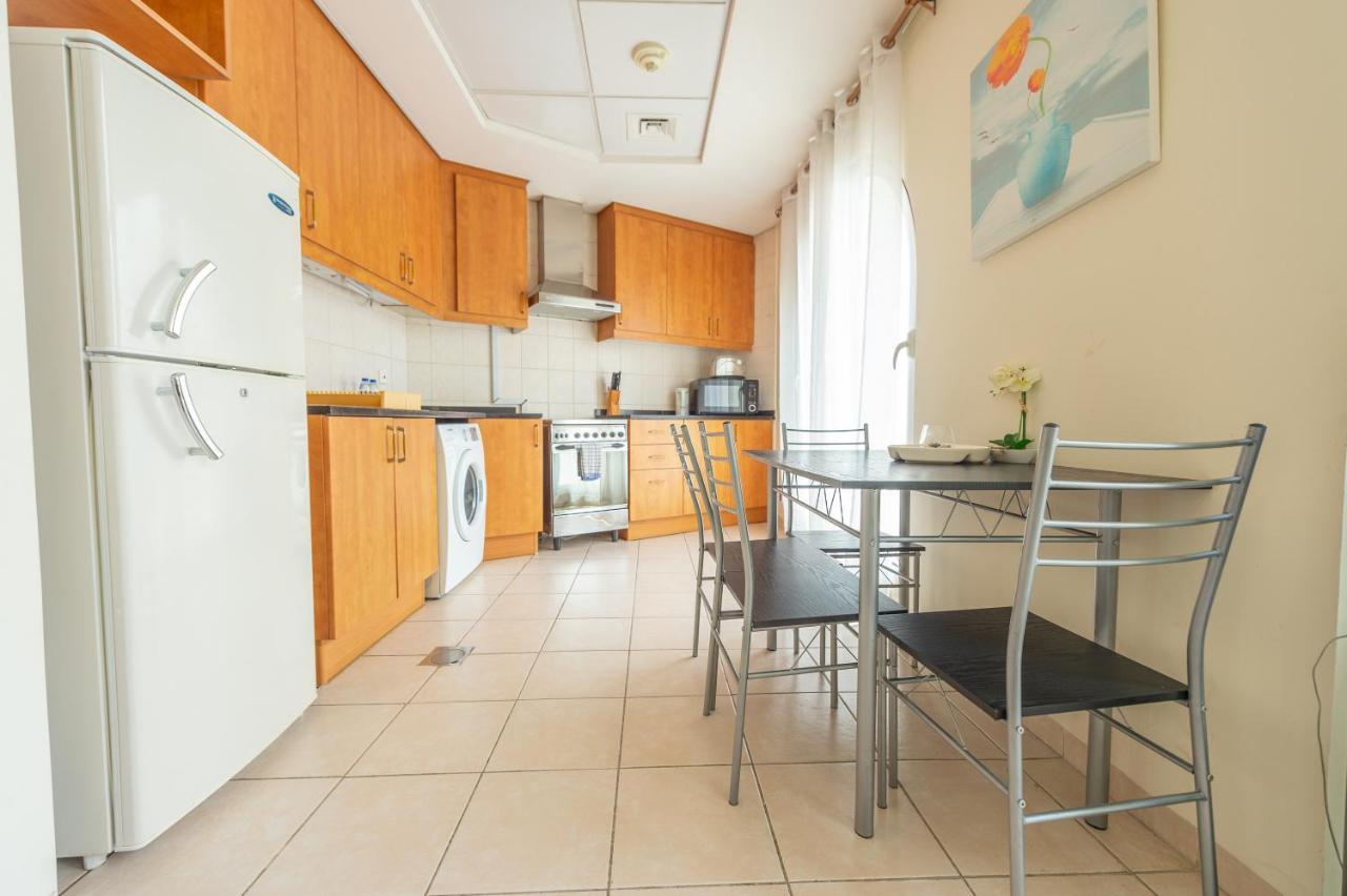 Apartamento Luxury Escapes - Budget Near Metro Stn - Mog184 Dg Dubai