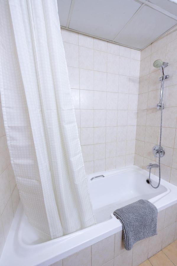 Apartamento Luxury Escapes - Budget Near Metro Stn - Mog184 Dg *